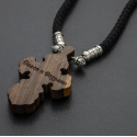 Деревянный крест со шнурком