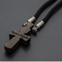 Деревянный крест со шнурком