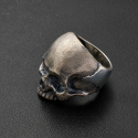 Серебряное кольцо «Memento mori»