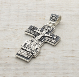 Большие серебряные кресты